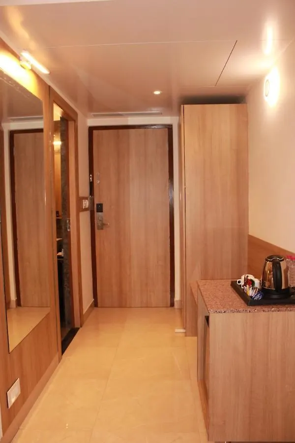 Hotel Khumani By Hills N Dunes Udaipur
